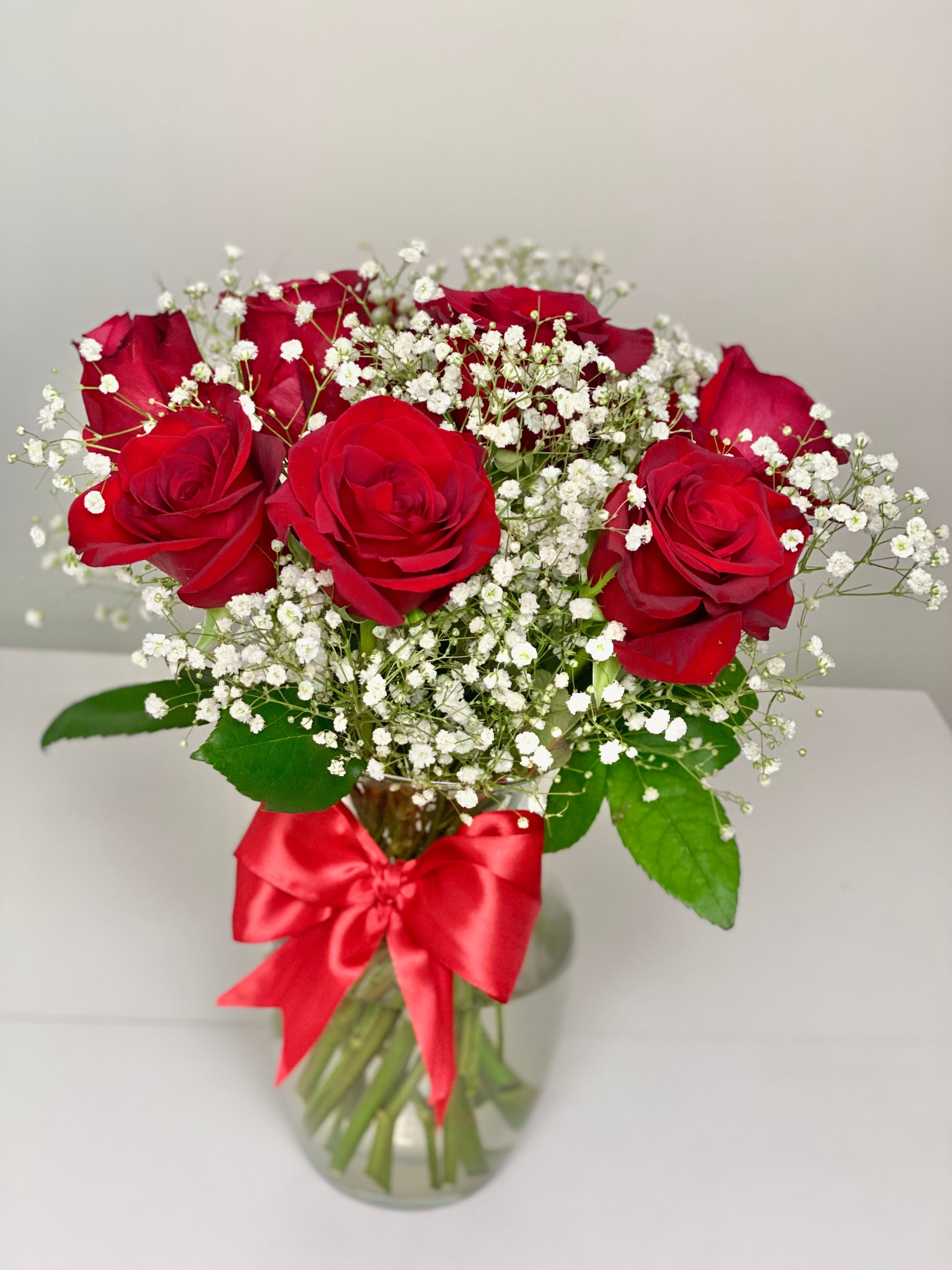 Vase Arrangements / Arreglos en Florero