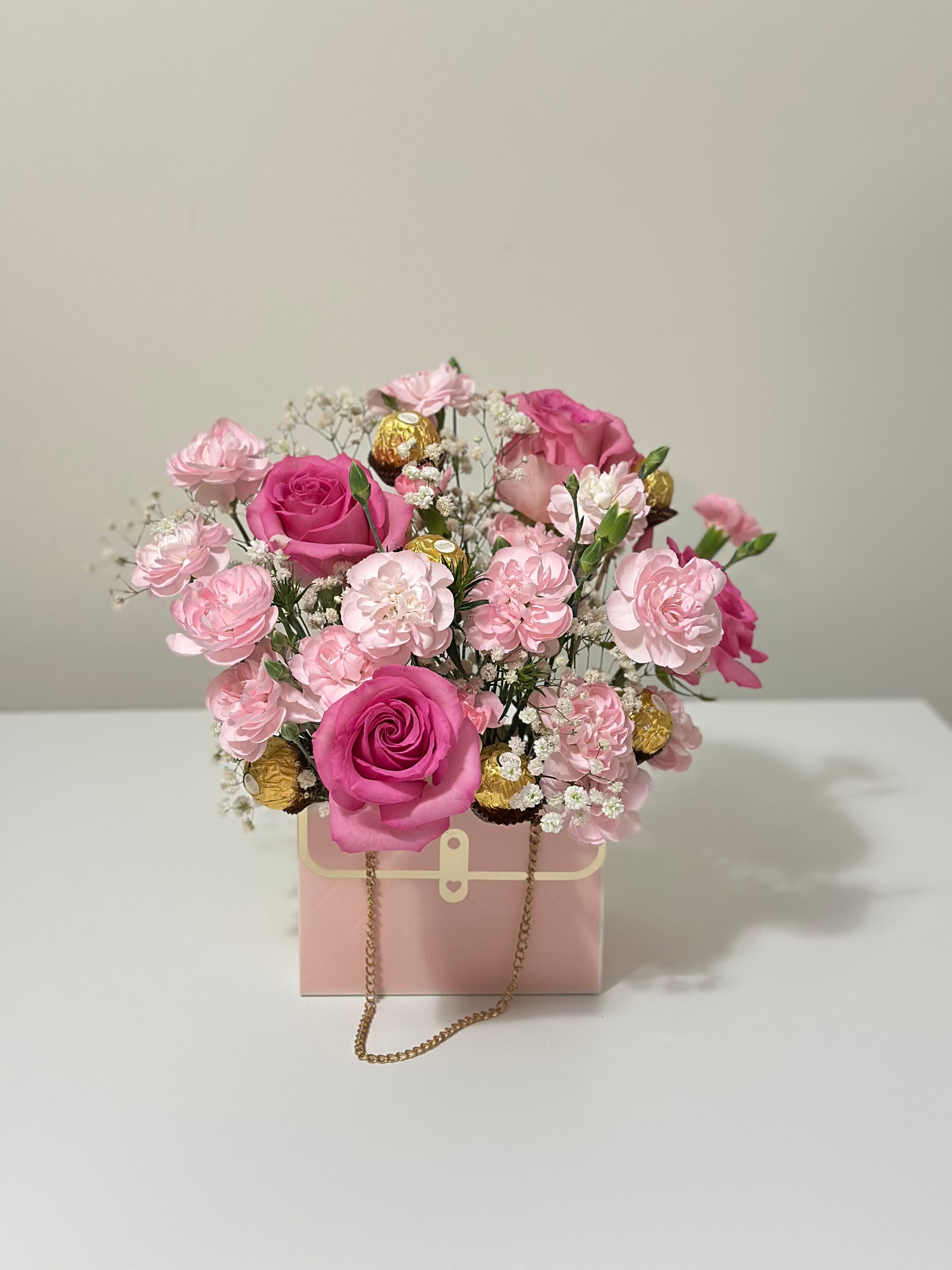 Mom's Purse Box | Caja Estilo Bolso con Flores y Ferrero
