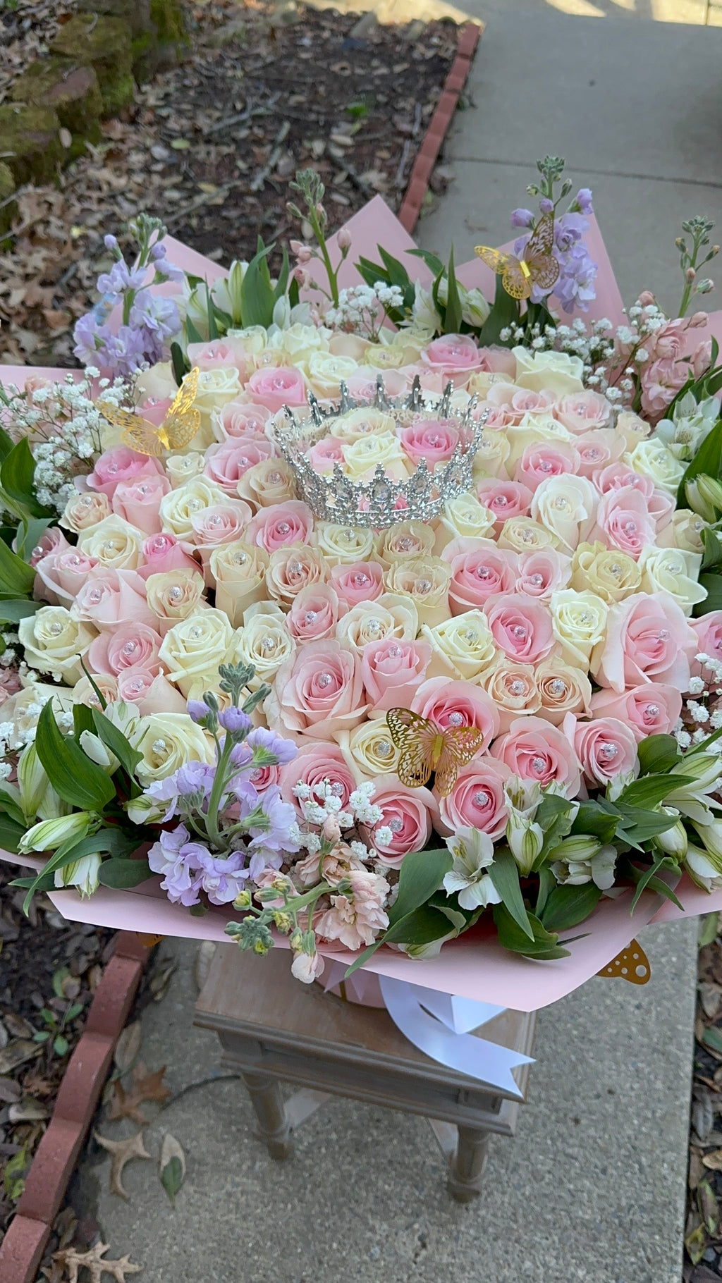 Royal Garden - 100 Roses Bouquet / Royal Garden - Bouquet de 100 Rosas