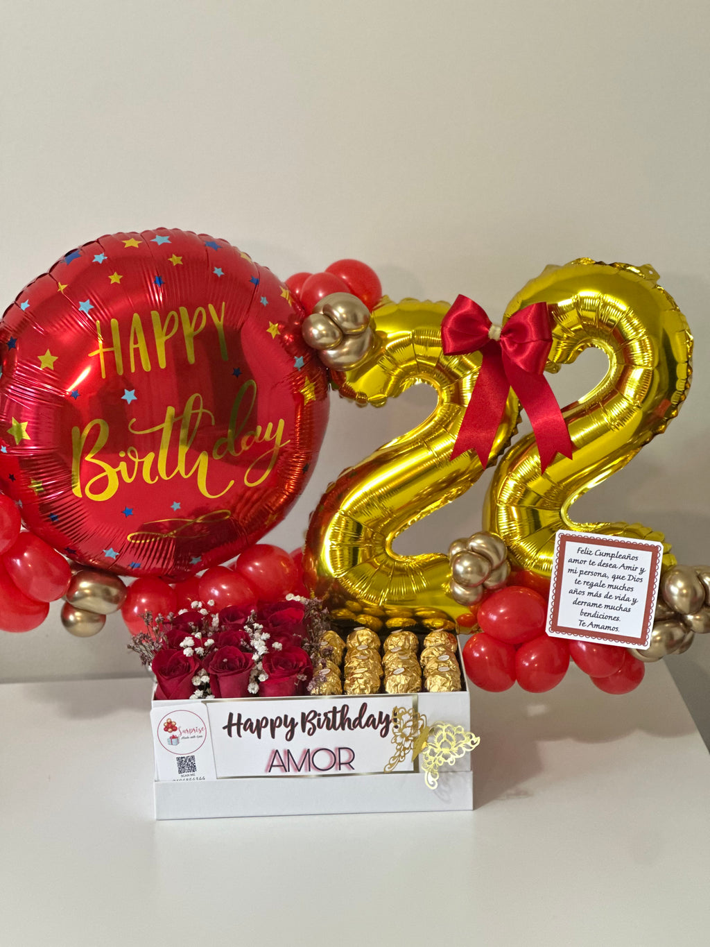 Birthday Glam Box - Flowers, Ferrero & Balloons / Birthday Glam Box - Flores, Ferrero y Globos