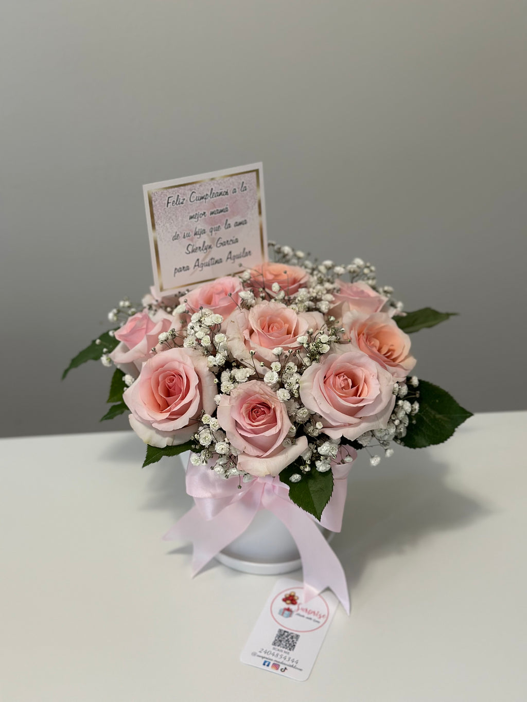 Timeless Rose Arrangement | Arreglo Clásico de 12 Rosas y Baby's Breath