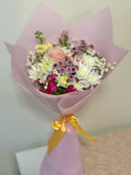 Sweet Gesture - Seasonal Bouquet / Sweet Gesture - Bouquet de Temporada