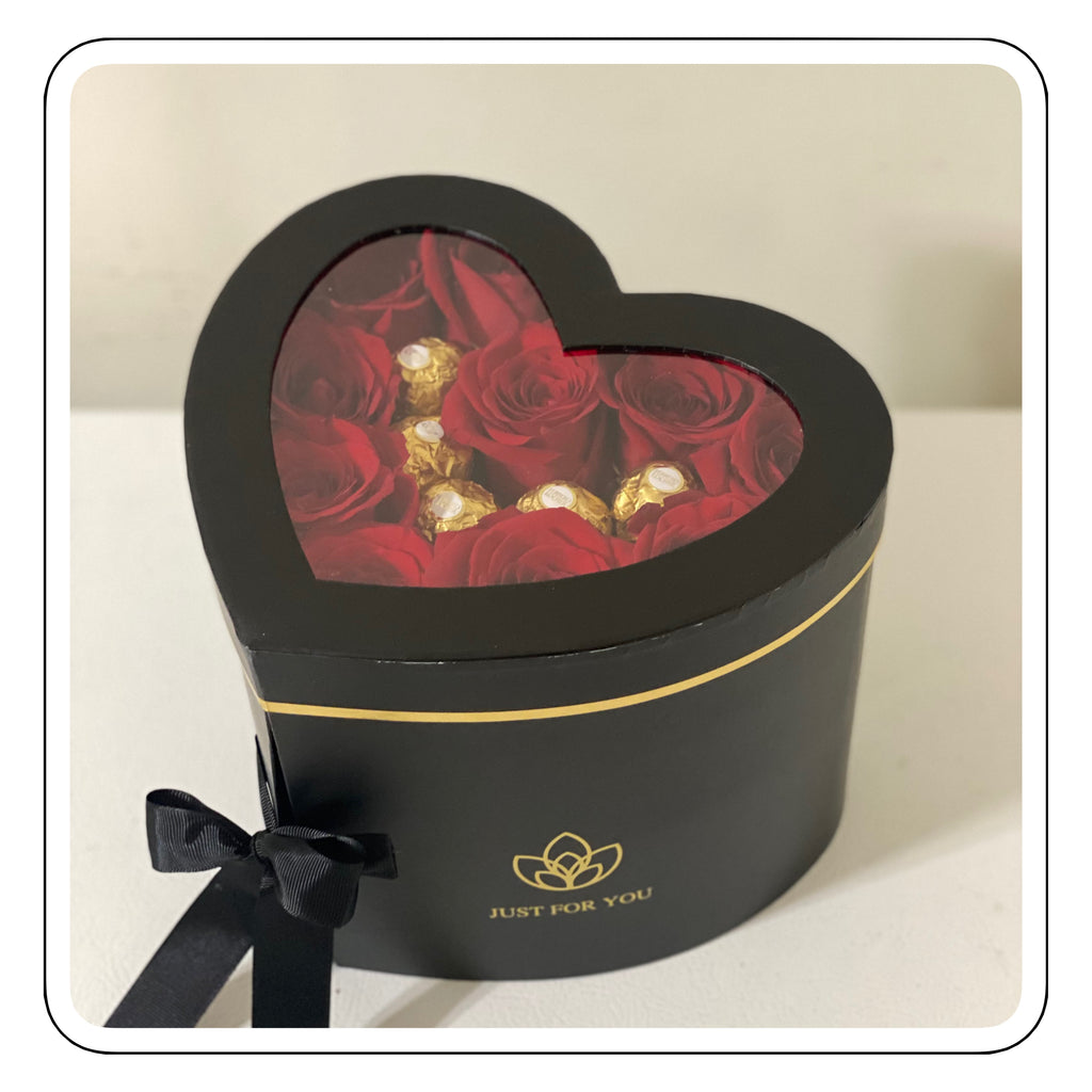 2 Level Heart Box – Roses, Ferrero Rocher & Chocolate Assortment | Caja Corazón de 2 Niveles con Rosas y Chocolates