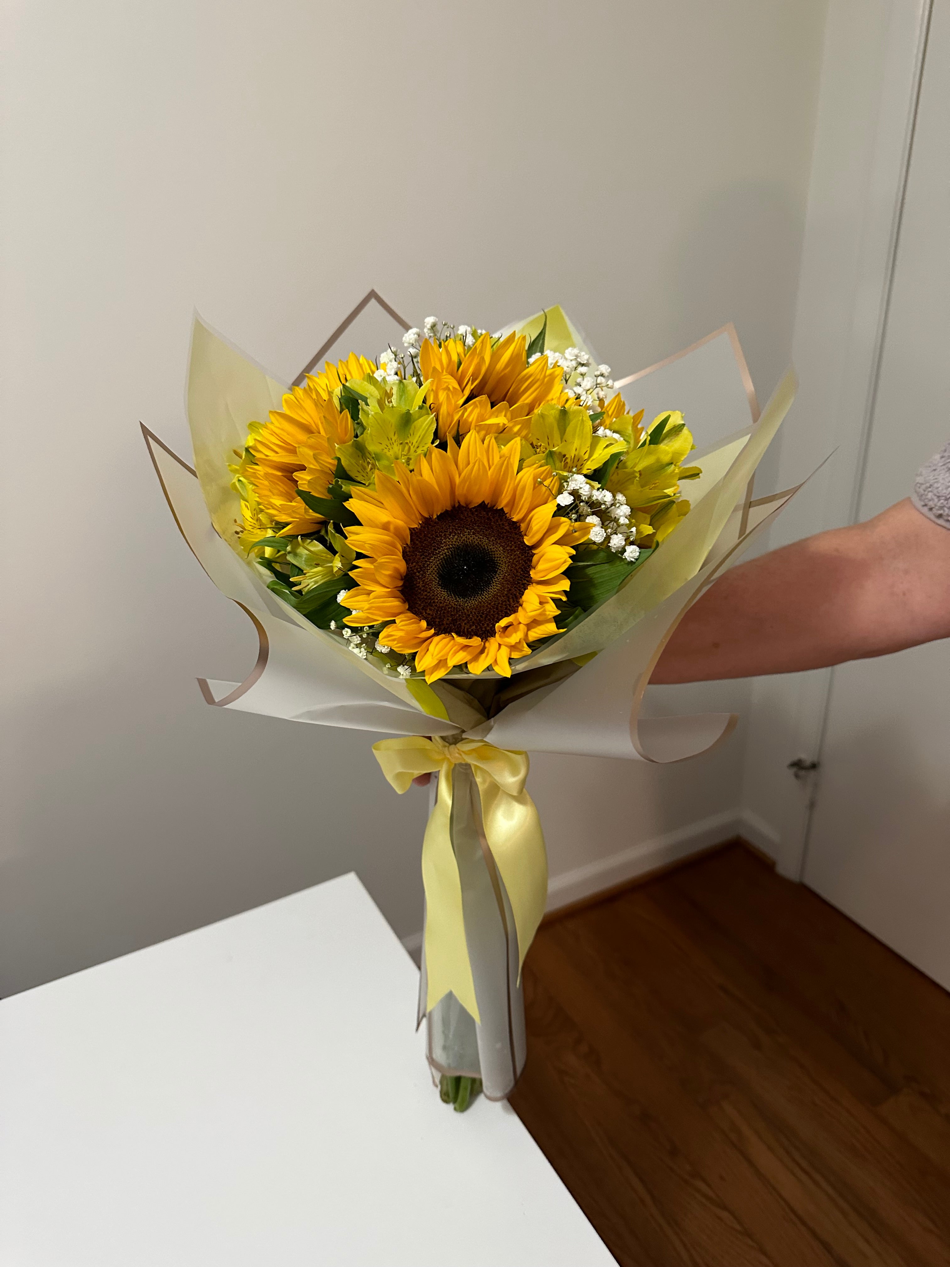 Happy Days - Sunflower Bouquet / Happy Days - Bouquet de Girasoles