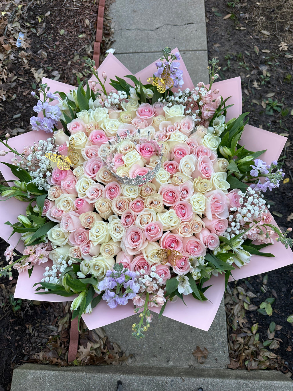 Royal Garden - 100 Roses Bouquet / Royal Garden - Bouquet de 100 Rosas