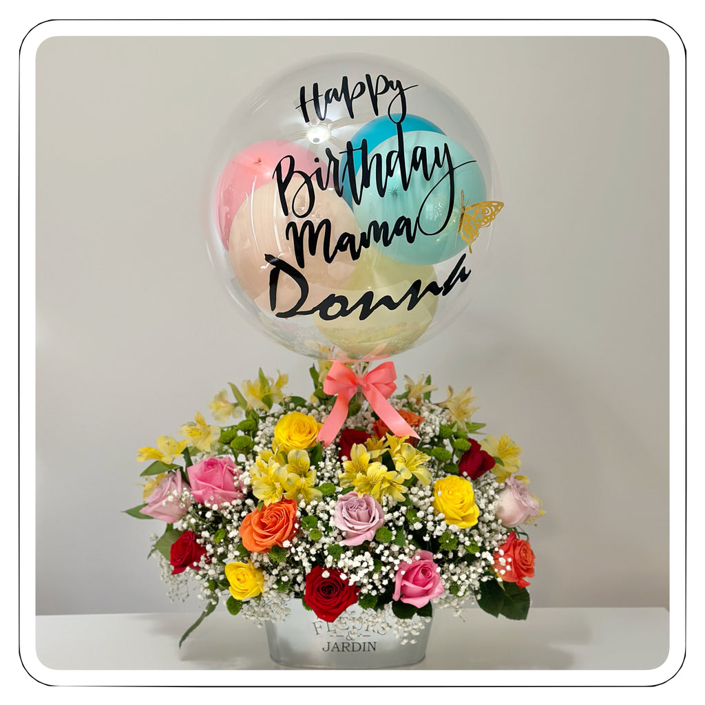Vibrant Bloom Arrangement | Arreglo Floral Vibrante con Globo Personalizado