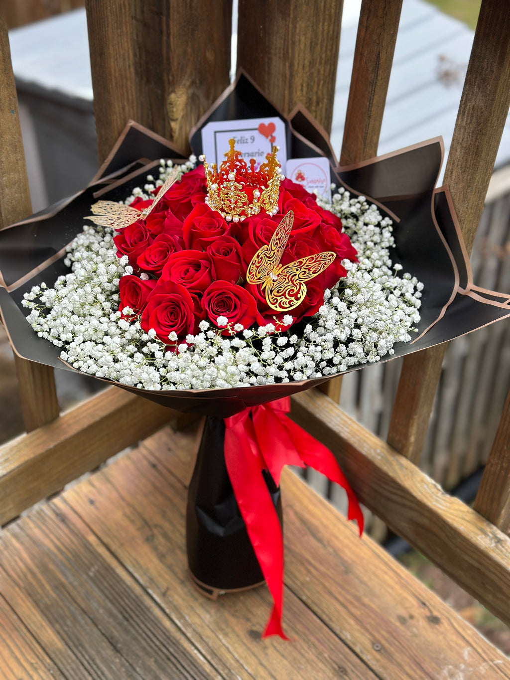 Royal Love - 36 Roses Bouquet / Royal Love - Bouquet de 36 Rosas